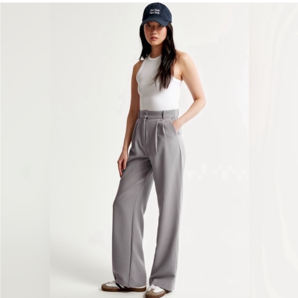 Abercrombie & Fitch Tailored Wide Leg Pant Trousers Grey
Size Large